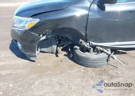 2014 Nissan Pathfinder Platinum z USA, uszkodzony, nr VIN 5N1AR2MM1EC644658